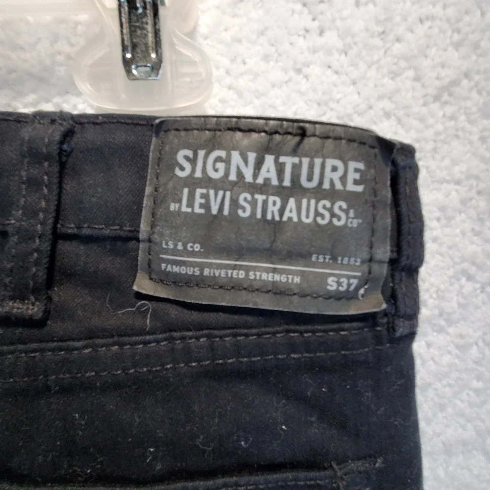 Levi Struss Jeans Mens 38x30 Slim Black Famous Riveted Strength